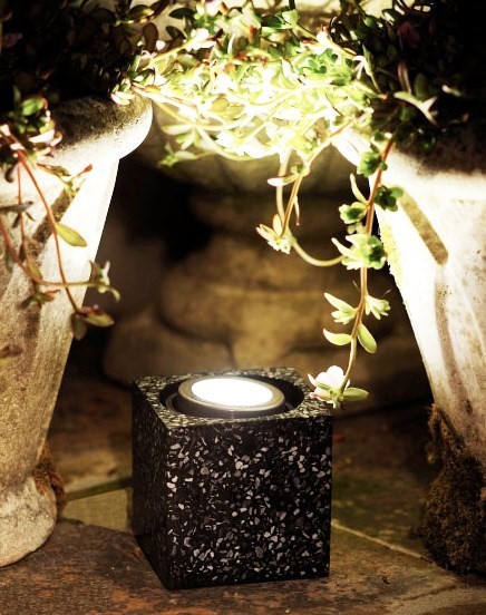 Cylon Standleuchte aus Polyresin