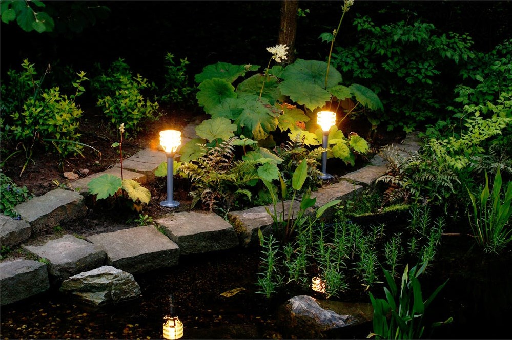vitex-garden-lights