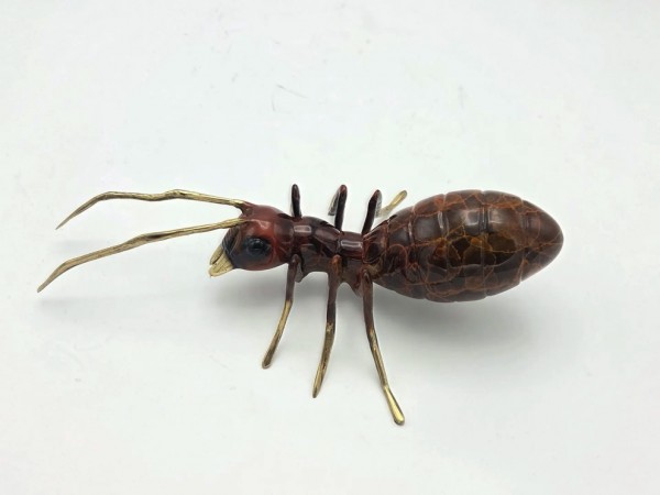 Ameise Bronzefigur 28 cm