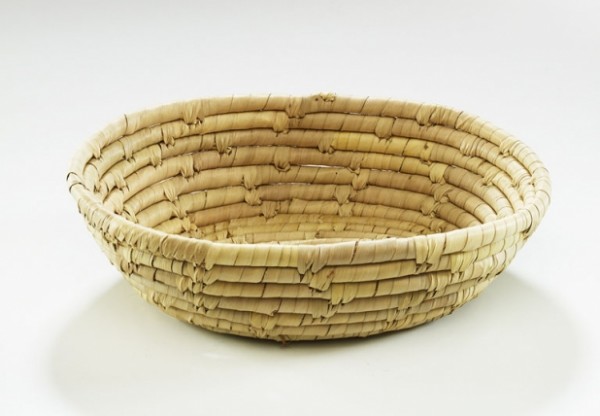 Dekoschale aus Palmblatt