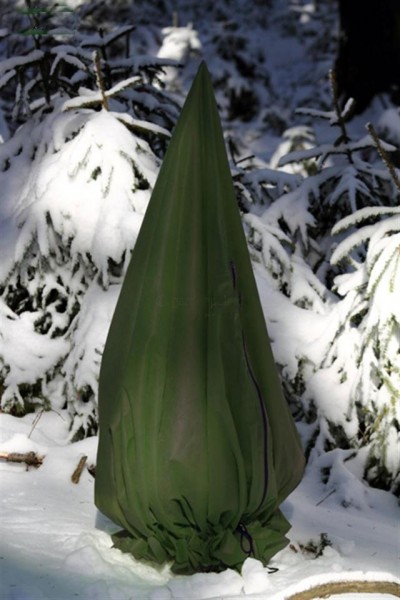 Pyramidenform Winterschutzhülle