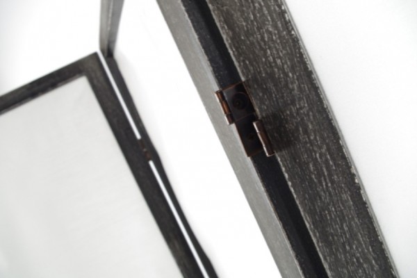 Pure - Paravent mit schwarzen Holzrahmen und Textilbezug