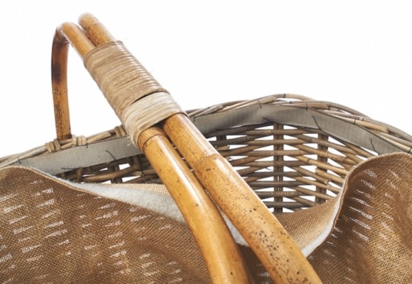 Holztrage aus Kubu Rattan mit abnehmbarem Jutestoff