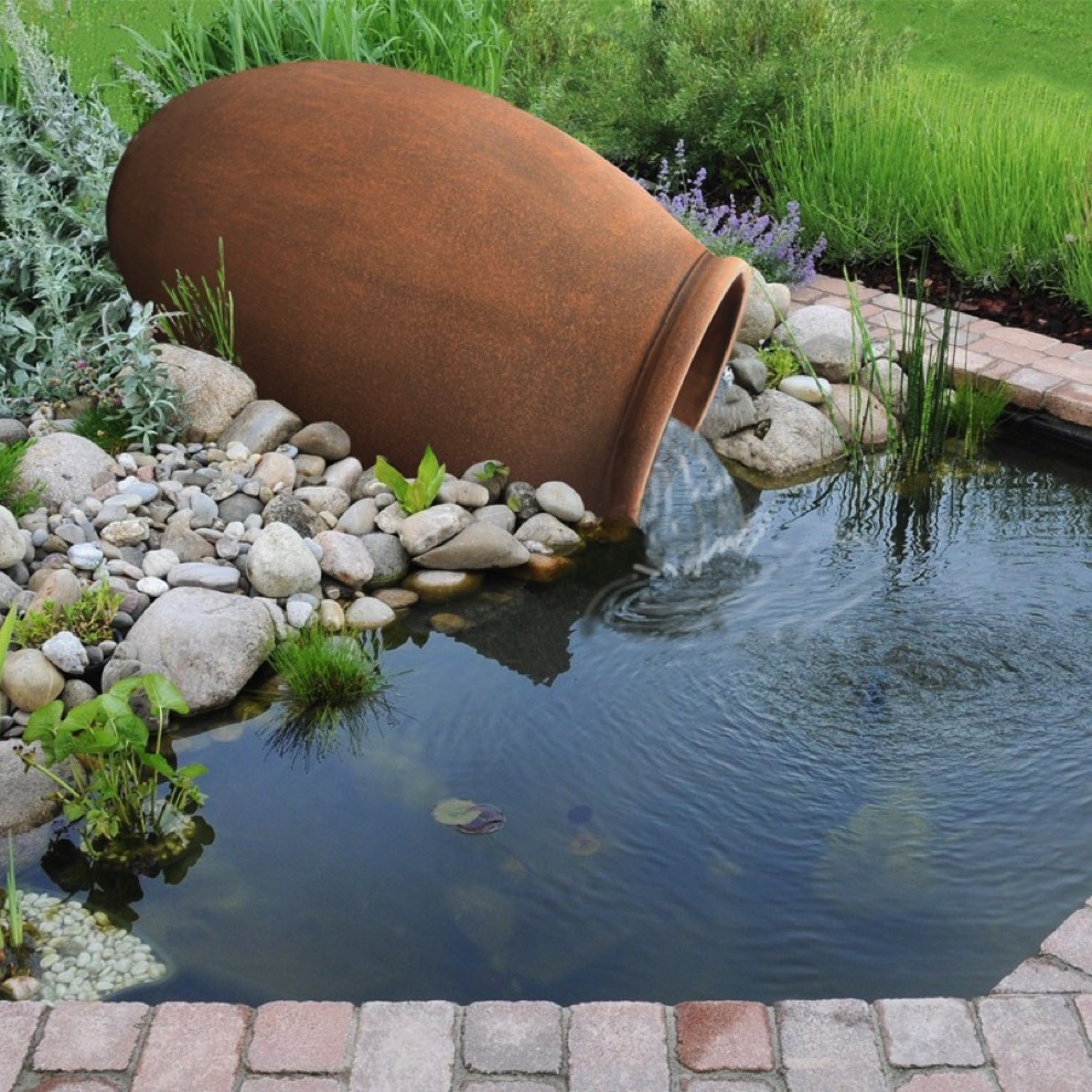 https://www.terrapalme.de/media/image/cactose/perisa-jar-brunnen-rost-stimmungsbild.jpeg