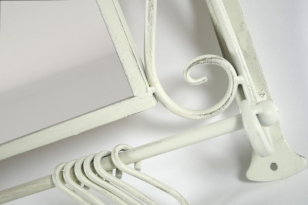 Garderobe Marta Antikweiß mit Spiegel