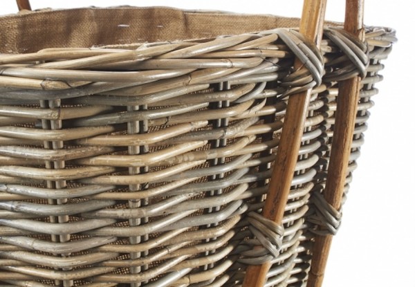 Holztrage aus Kubu Rattan mit abnehmbarem Jutestoff