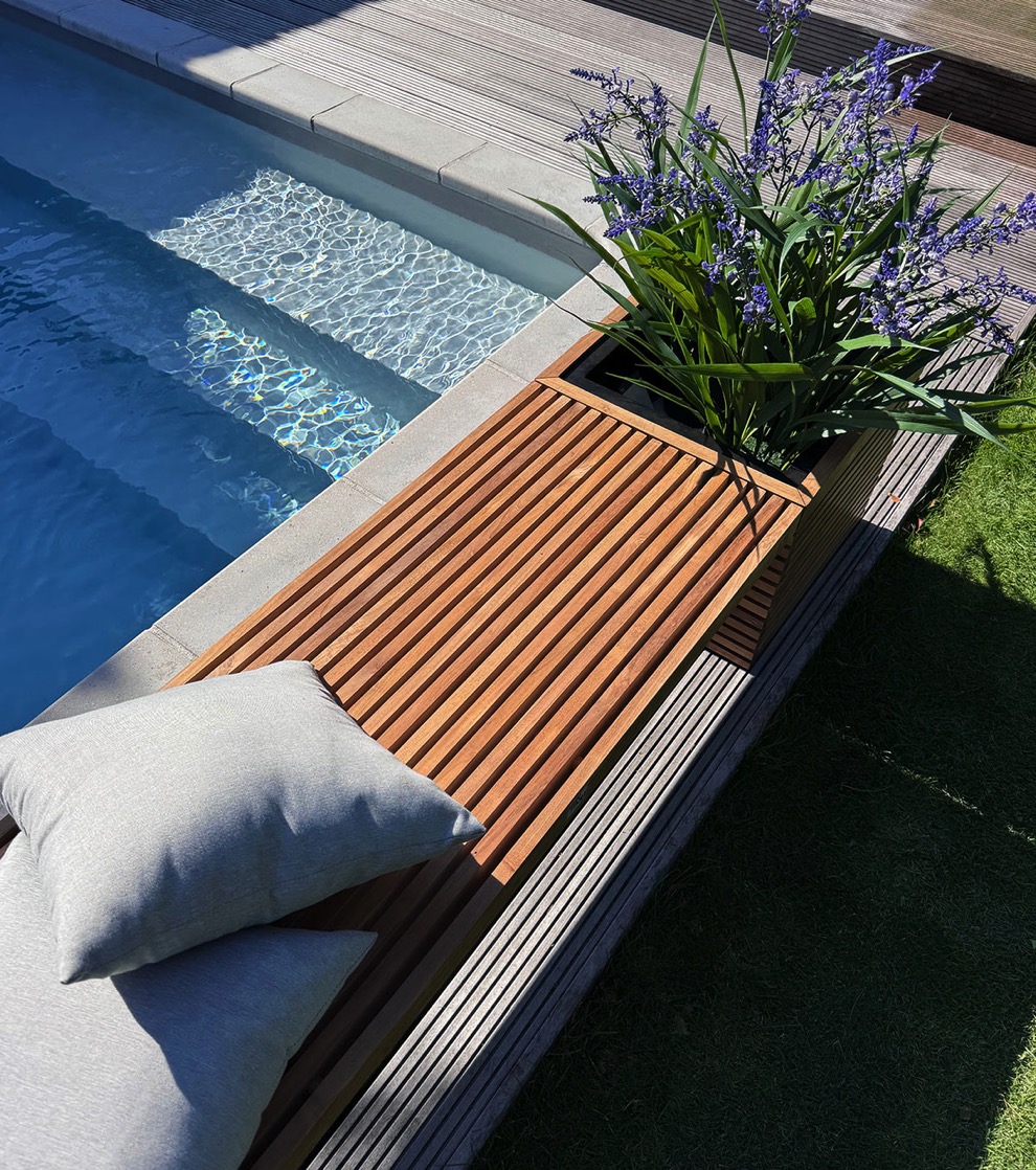 https://www.terrapalme.de/media/image/fleurami/Modulo-Pflanzkasten-Teakholz-Stimmungsbild-3.jpeg
