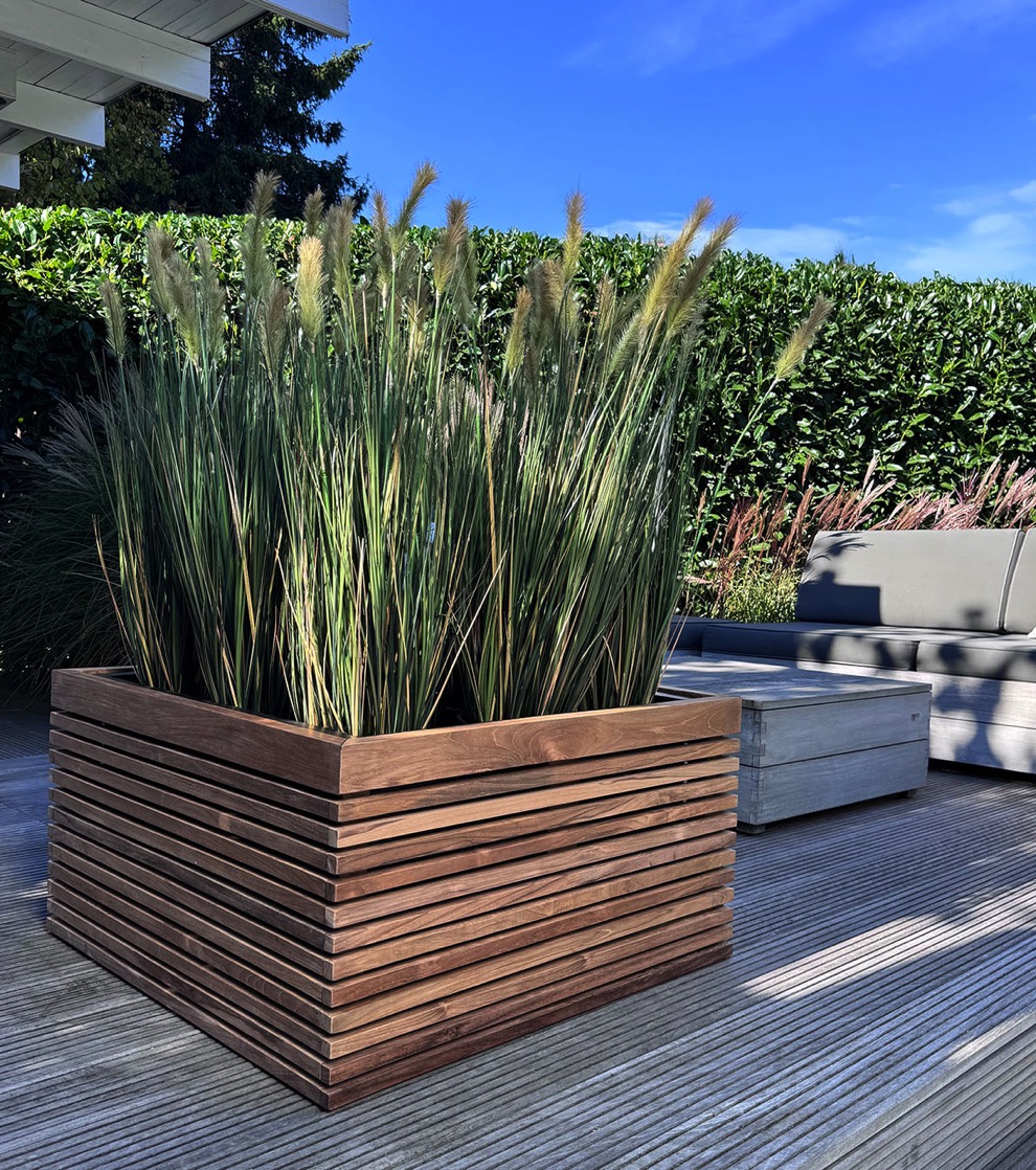 https://www.terrapalme.de/media/image/fleurami/Modulo-Pflanzkasten-Teakholz-Stimmungsbild-6.jpeg