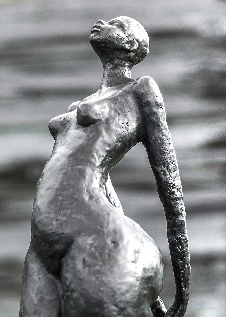 https://www.terrapalme.de/media/image/stimmungsbild/gd/Daydream-Bronzeskulptur-Hilde-Clarysse-Stimmungsbild.jpg
